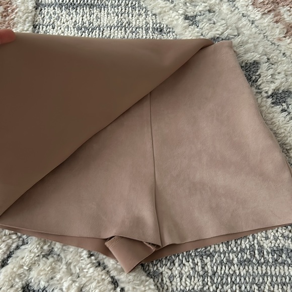 ShowPo Suedo Skort - Picture 3 of 5